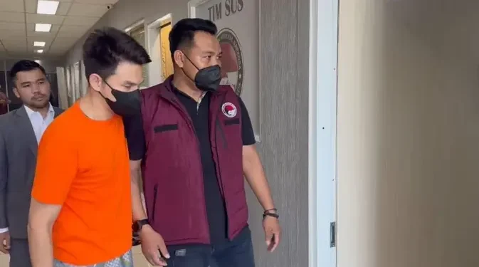 Tegar Hadapi Sidang Kasus Vape Berisi Obat Keras Berkat Doa dan Dukungan Keluarga