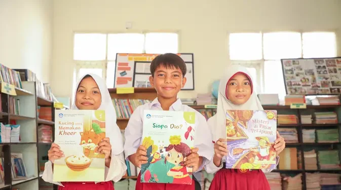 Rayakan Semangat Kemerdekaan, Dorong Pendidikan Berkualitas Lewat Program Literasi Anak Negeri