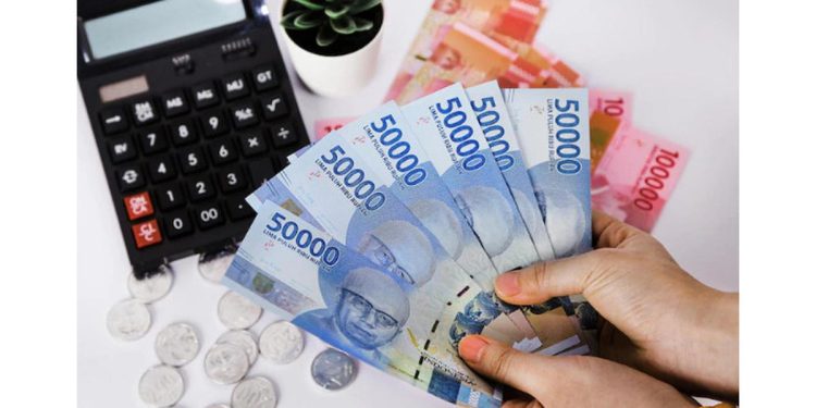 Ancaman PHK oleh Pengusaha Terkait Tuntutan Kenaikan UMP 2026