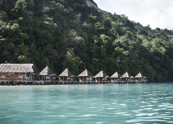 Media Asing Soroti Pantai Surga di RI yang Tak Dirawat karena Bali