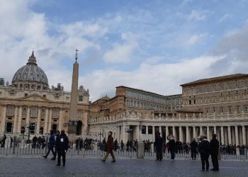 15 Destinasi Dunia dengan Jumlah Turis Melebihi Penduduk Lokalnya