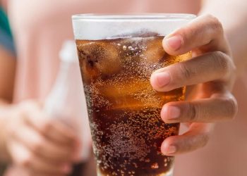 Bolehkah Konsumsi Soda Setiap Hari? Ini Efek yang Akan Dialami