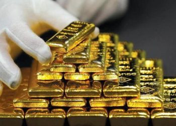 Warga Indonesia Berbondong-Bondong Sumbang Emas dan Uang untuk Bantu Program Pemerintah