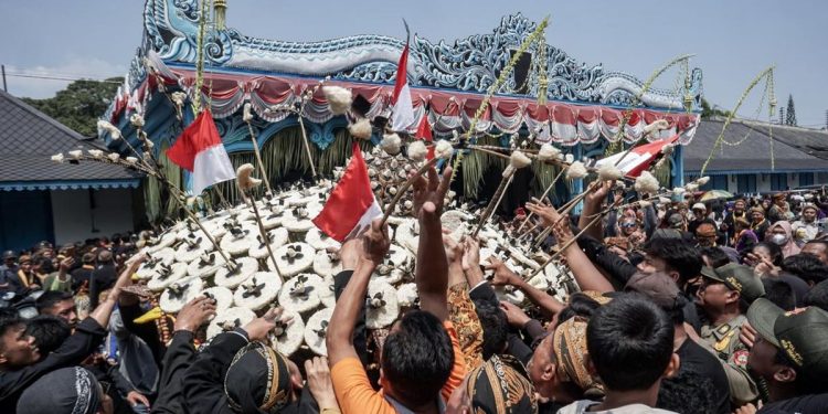 Peringatan Tradisi Maulid Nabi Muhammad di Berbagai Wilayah