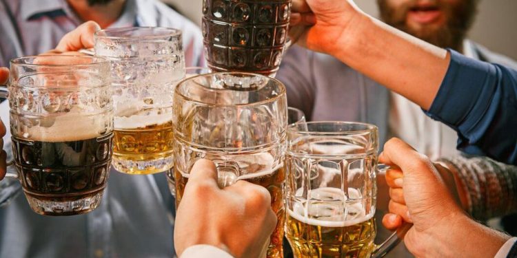 Studi Mengungkap Minuman Beralkohol Teraman untuk Kesehatan Liver