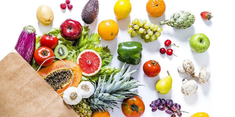 6 Buah Ini Sering Dikonsumsi dengan Cara Salah sehingga Nutrisi Berkurang