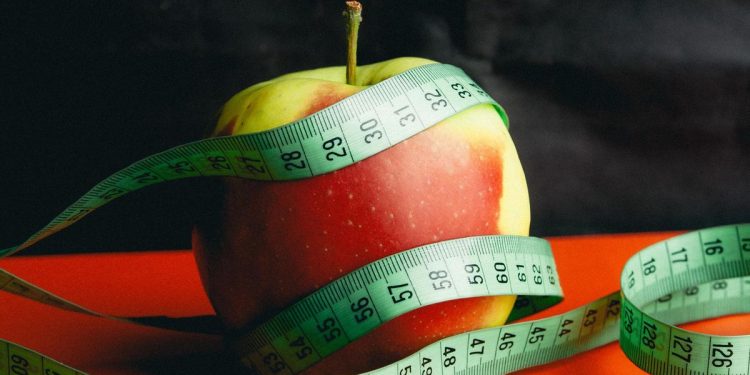 10 Cara Menurunkan Berat Badan Tanpa Diet Ketat dan Tetap Menikmati Makanan Enak