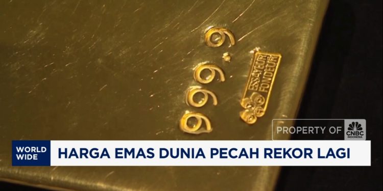 Harga Emas Dunia Capai Rekor Baru Tembus 4200 Dolar per Ons