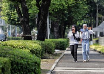Durasi Olahraga Jalan Kaki yang Tepat untuk Mencegah Perut Buncit