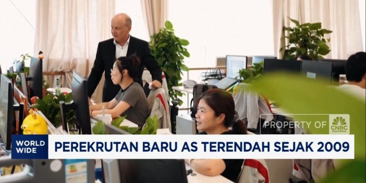 Perekrutan Kerja Baru di AS Menurun Drastis, Terendah Sejak 2009