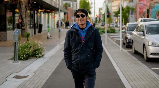 Dono dan Desta Kenang Momen Ayahnya Berebut Tiket Film Warkop DKI di Bioskop Linggarjati