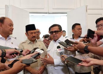 Semua Produk Makanan dan Minuman Harus Bersertifikat Halal hingga Oktober 2026