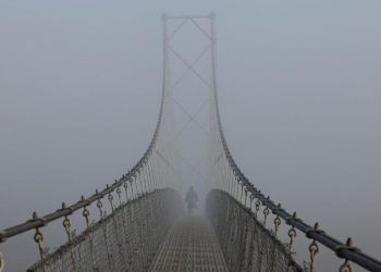 Pesona Alam Tersembunyi di Balik Kabut Nepal