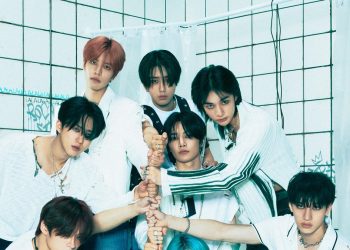 Stray Kids Raih Sejarah Baru, Album DO IT Debut di Puncak Billboard 200