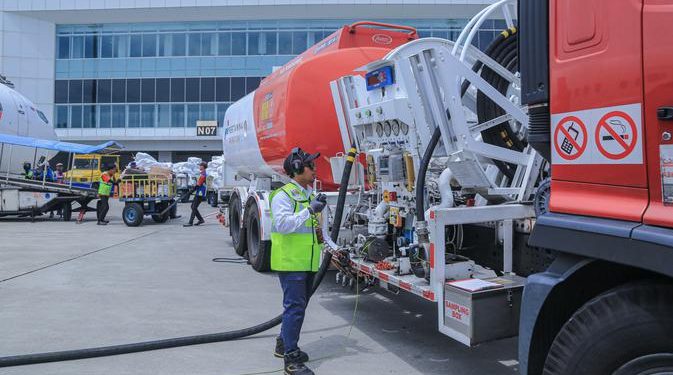 Diskon Harga Avtur Menjelang Natal dan Tahun Baru