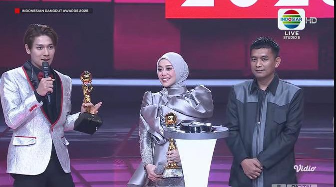Dilema Ciptaan Lesti Kejora dan Rizky Billar Menang Lagu Dangdut Terpopuler IDA 2025