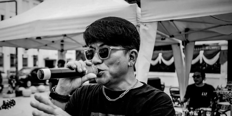 Lirik Lagu Diam Bicaralah Usung Nuansa Folk dengan Tema Reflektif dan Emosional