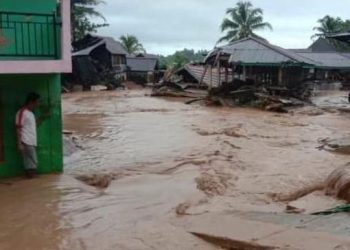 Banjir Bandang Hancurkan Ribuan Rumah dan Korbankan Pengantin Baru