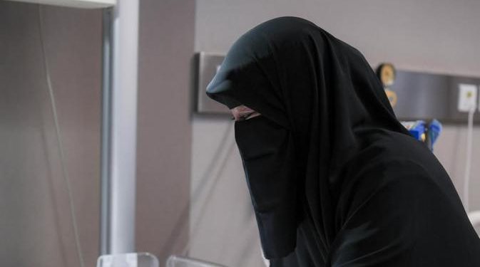 Antusiasme Umi Pipik Menyambut Cucu Pertama dengan Satu Koper Baju Sebelum Lahir