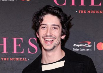 Milo Manheim dan Teagan Croft Jadi Bintang Film Live Action Tangled