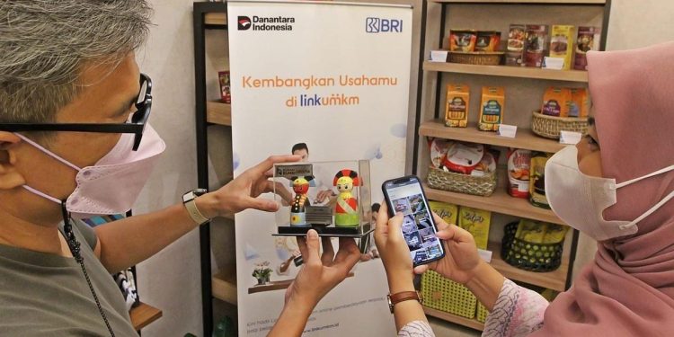 Resep Keluarga Jadi Usaha Naik Kelas, Simak Perjalanan NM Kitchen dan LinkUMKM BRI
