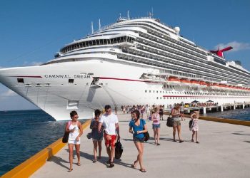 Lombok Disinggahi 25 Kapal Pesiar pada 2026 dengan Fasilitas Minim