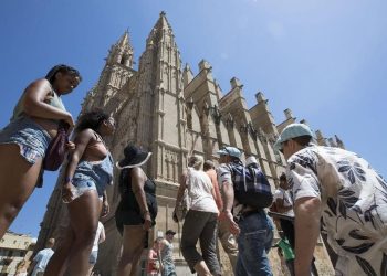 Pakar Travel Ramalkan 7 Destinasi Dunia Populer di Tahun 2026