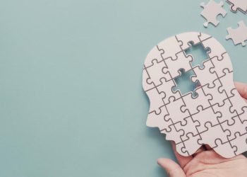 Hubungan Antara Kesehatan Mulut dan Penyakit Alzheimer Berdasarkan Studi