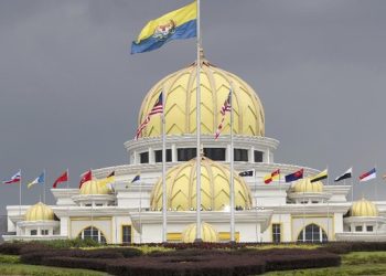 Kisah Sultan Playboy Malaysia dan Pencurian Uang 5,4 Miliar Rupiah