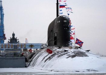 Kapal Selam Rusia Siap Luncurkan Rudal Nuklir Usai Diserang AS